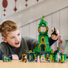 LEGO WICKED 75684 WELCOME TO THE EMERALD CITY