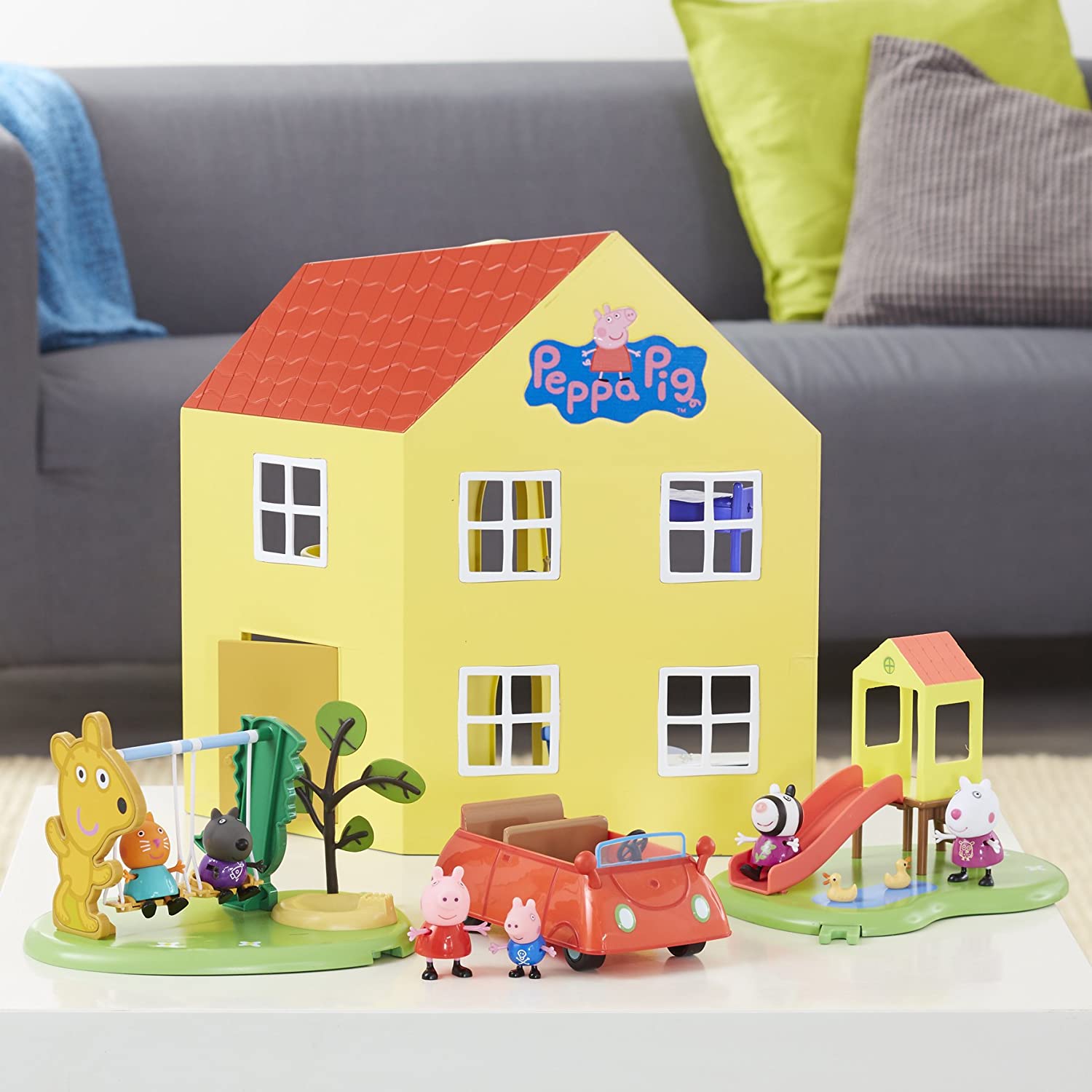 PEPPAS FAMILY HOME