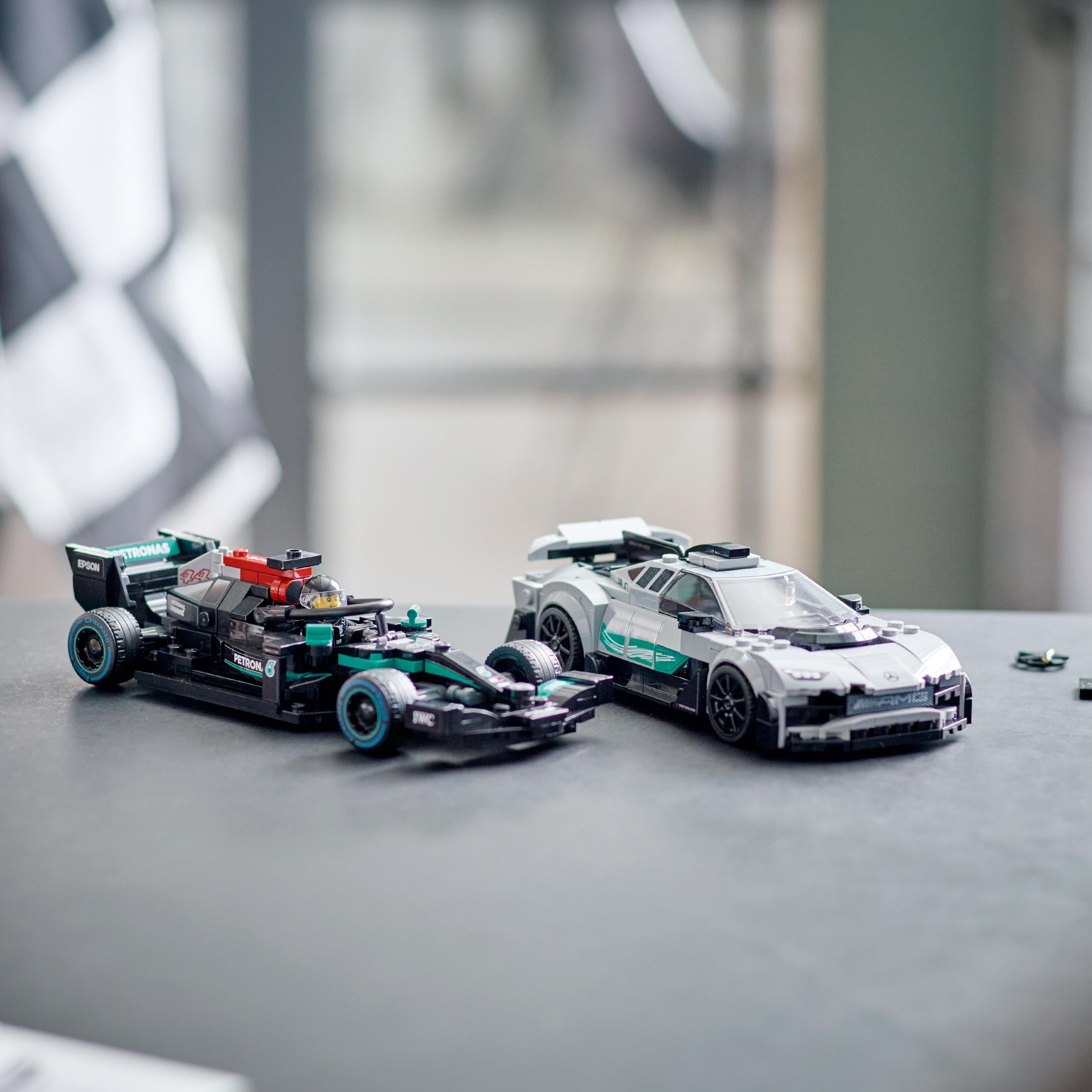 Mercedes-AMG F1 W12 E Performance & Mercedes-AMG P